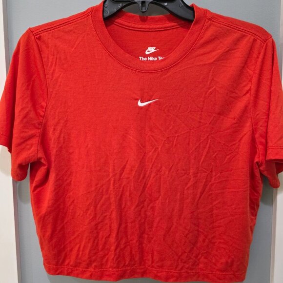 Nike Women’s Orange Crop Top L | Slim Fit Athletic Tee | Activewear Workout - Picture 6 of 7